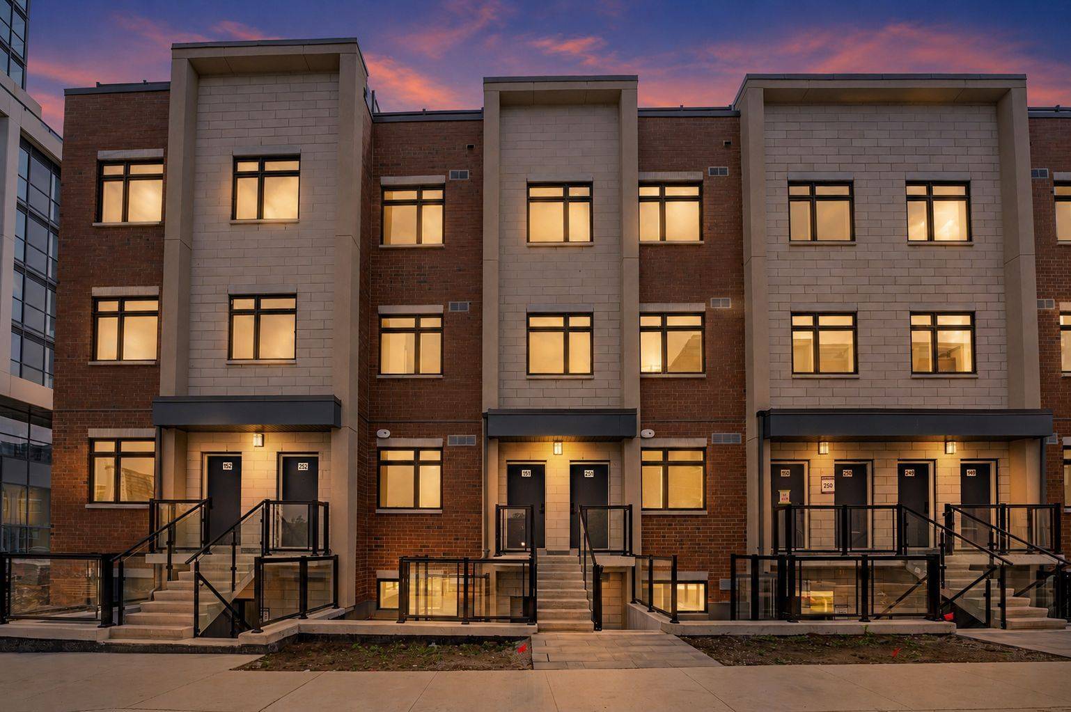 1075 Douglas McCurdy Common #251, Mississauga, ON L5G 0C6