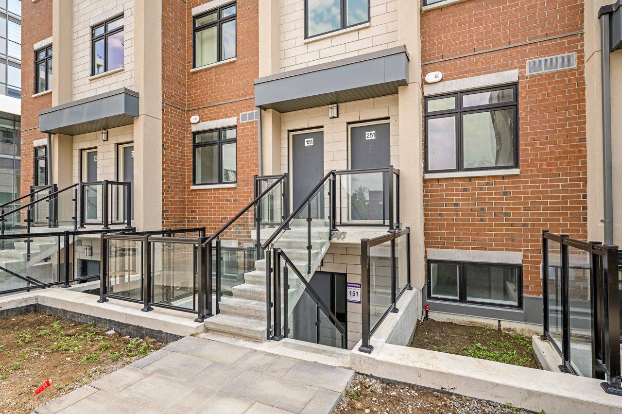 1075 Douglas McCurdy Common #251, Mississauga, ON L5G 0C6