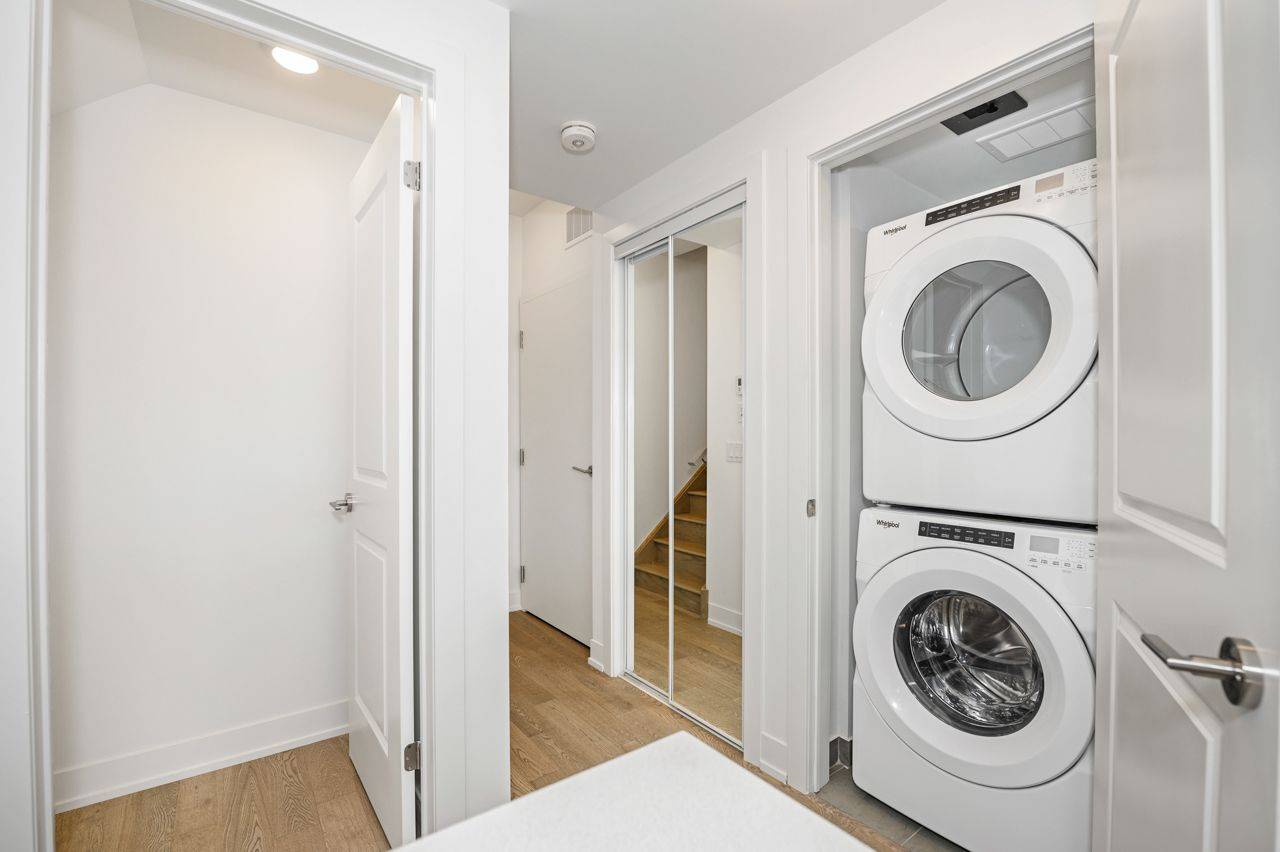 1075 Douglas McCurdy Common #251, Mississauga, ON L5G 0C6