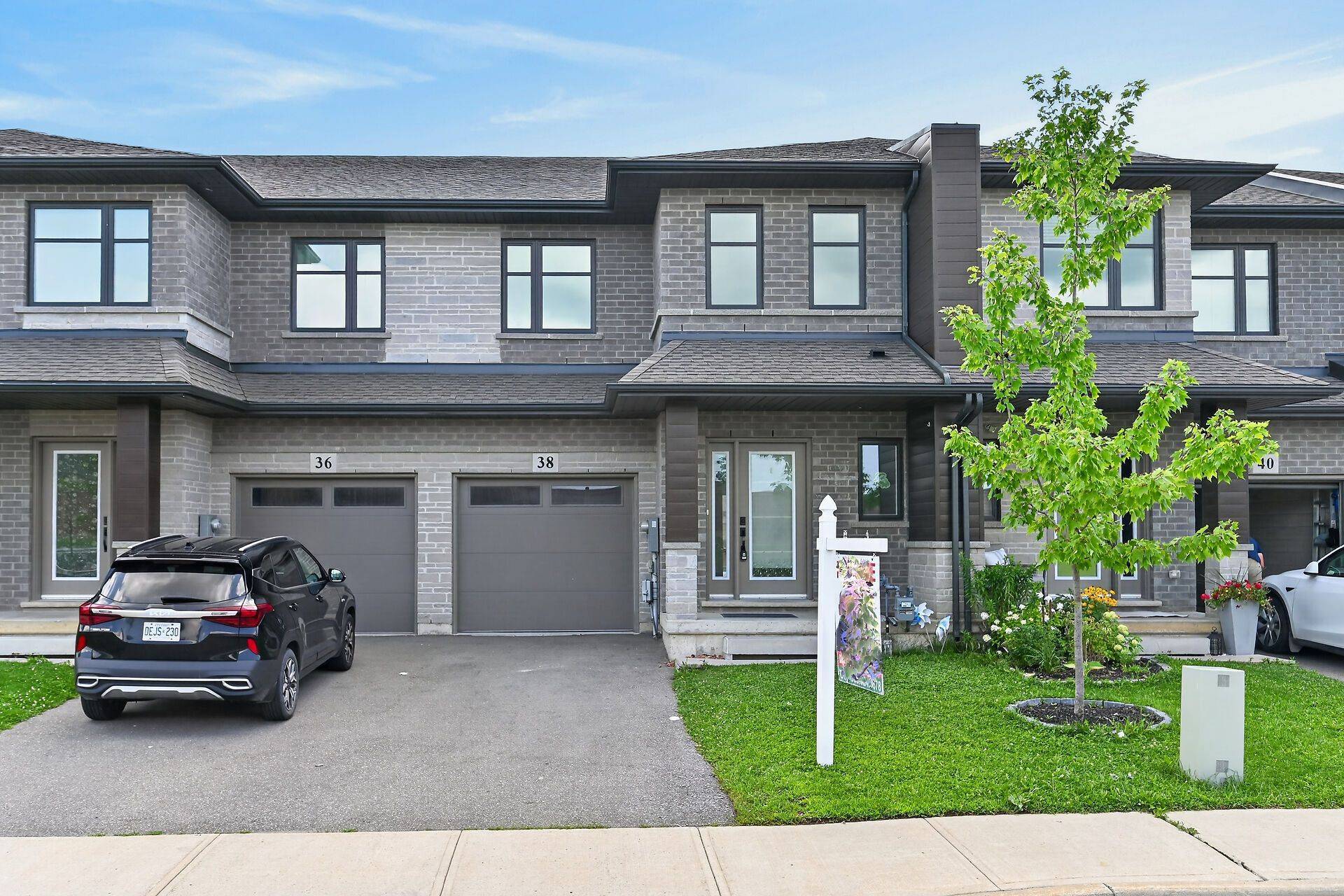 38 Jayla LN, West Lincoln, ON L0R 2A0