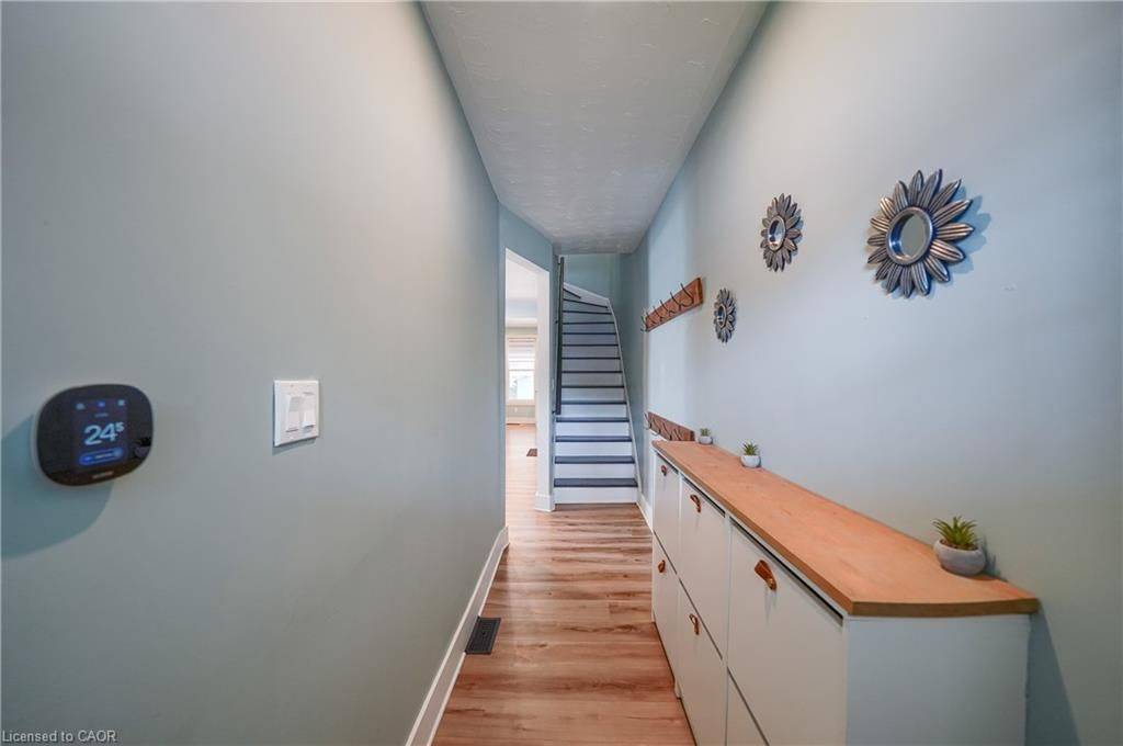 36 Kerr ST, Cambridge, ON N1R 4A3