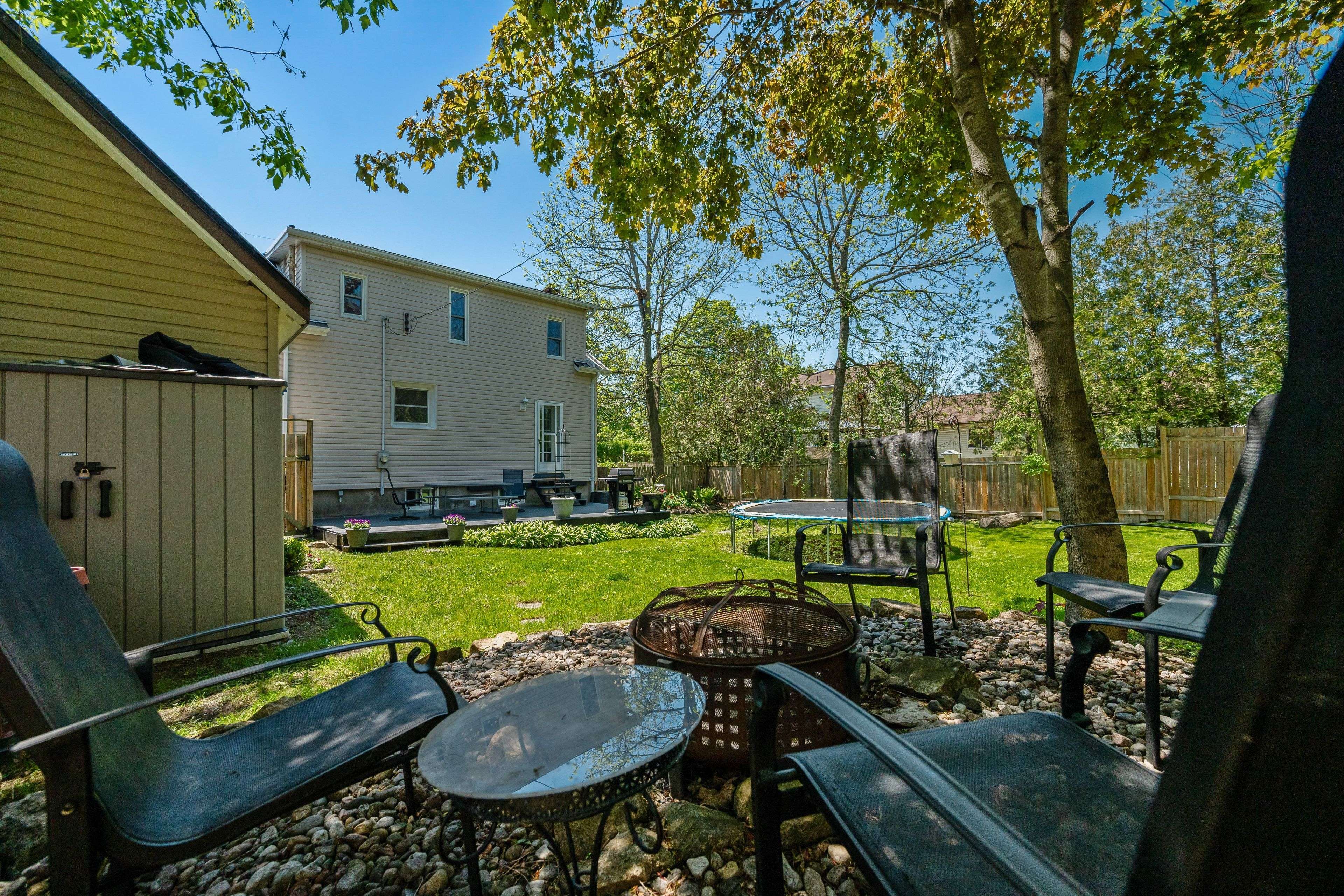 560 King ST W, Gananoque, ON K7G 2H1