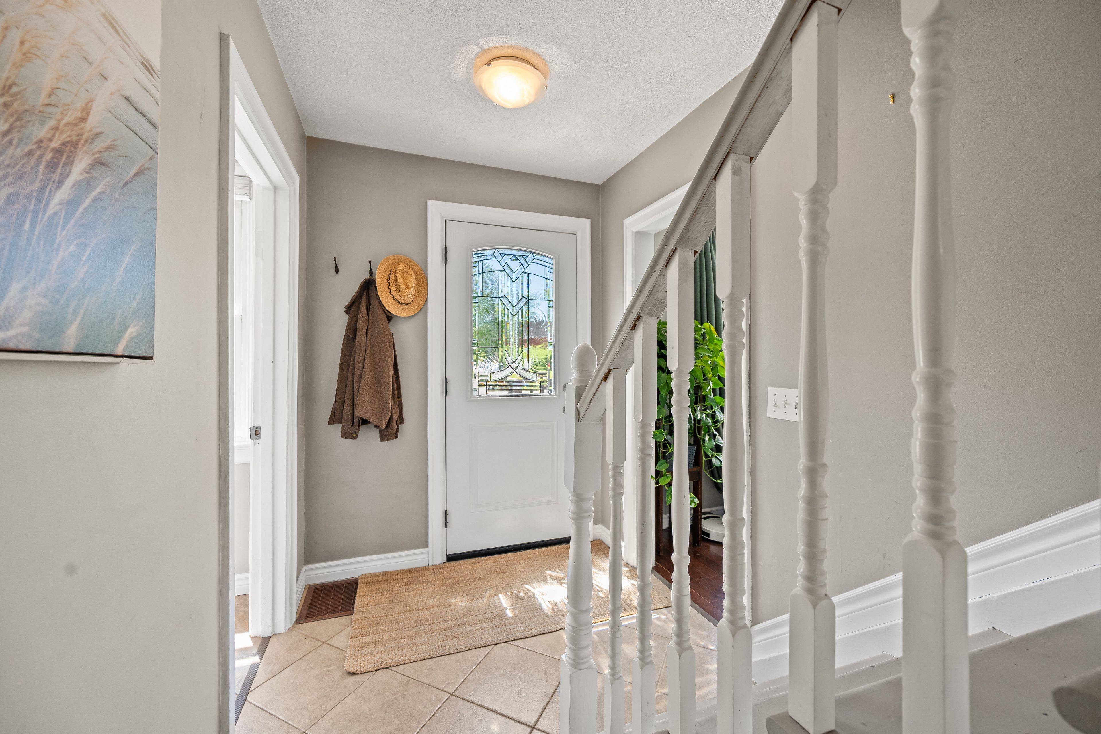560 King ST W, Gananoque, ON K7G 2H1