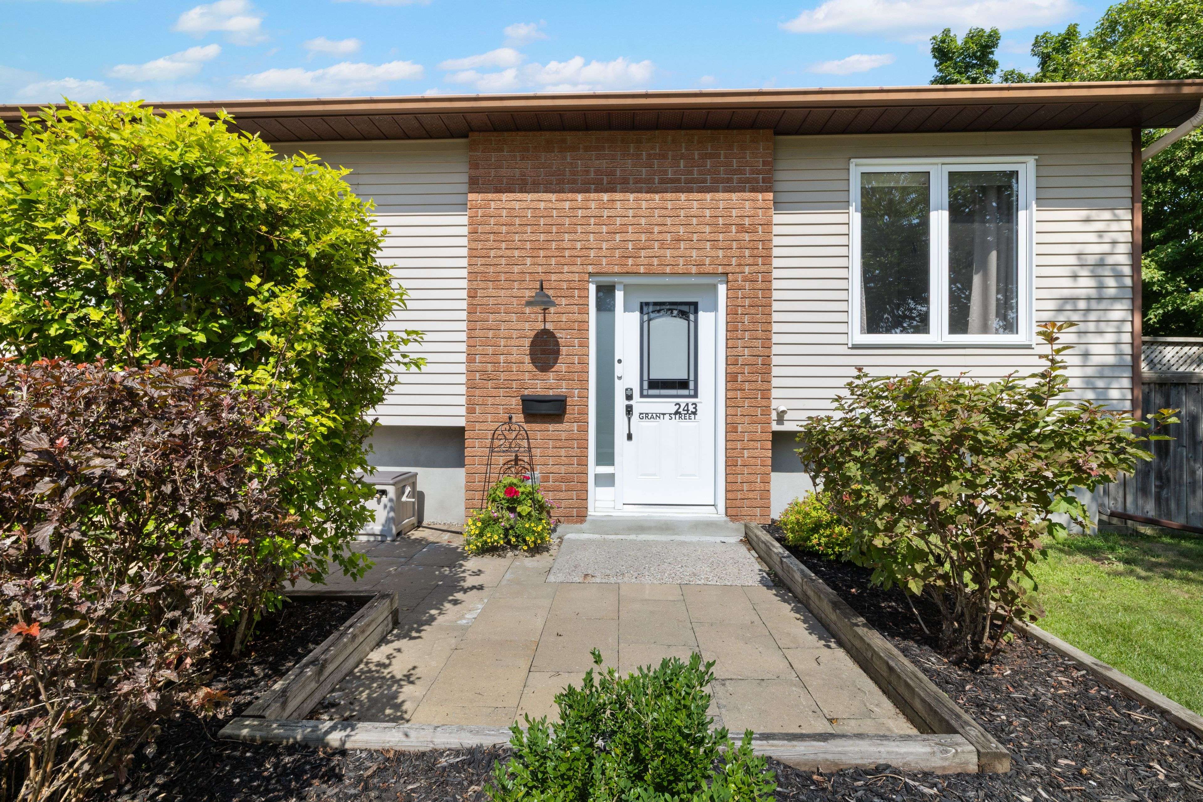 243 Grant ST, Carleton Place, ON K7C 2S2