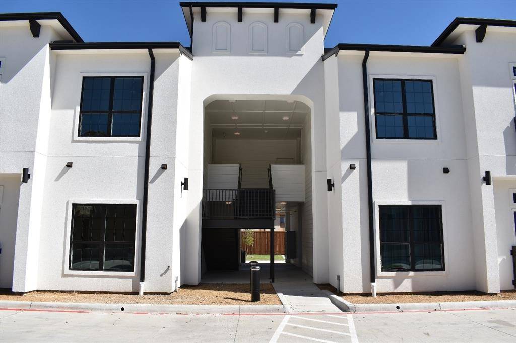 1514 E 15th Street #11, Plano, TX 75074
