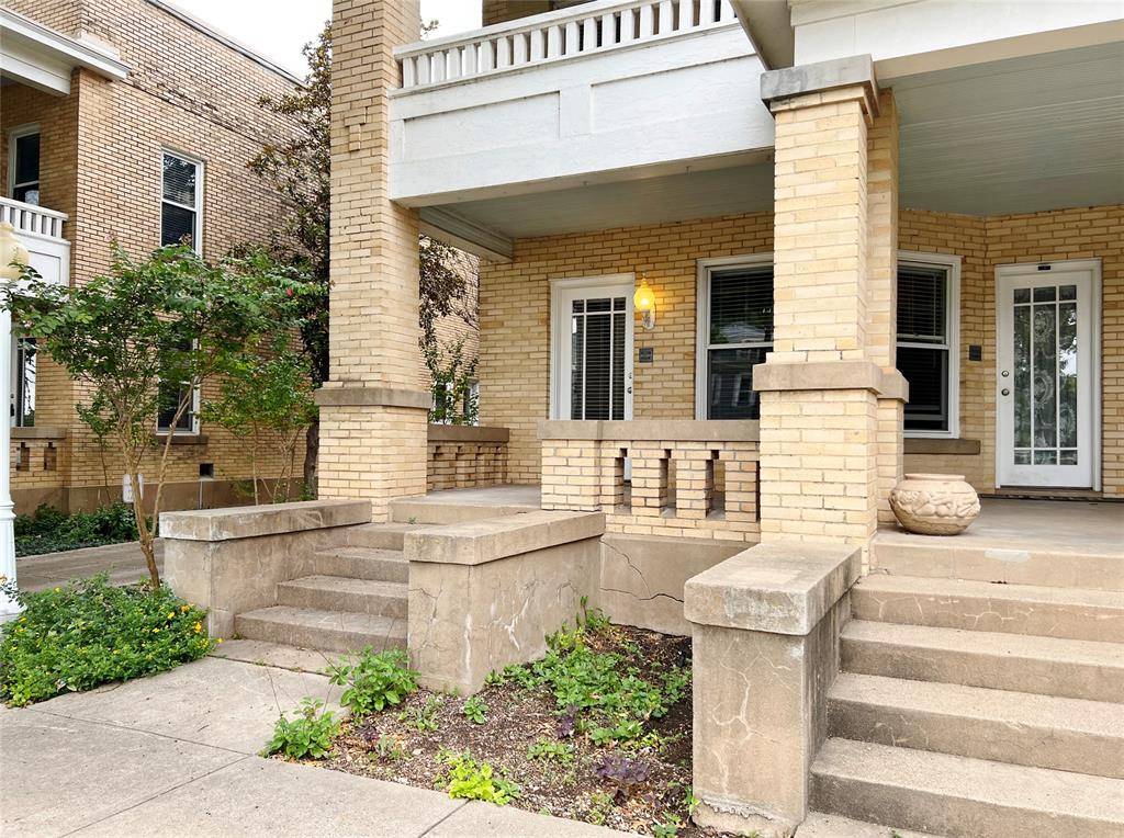 420 W Franklin Street #4, Waxahachie, TX 75165