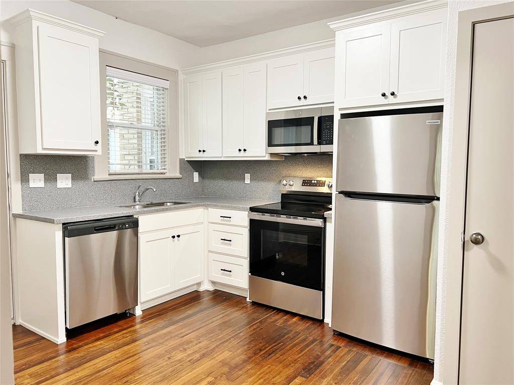 420 W Franklin Street #4, Waxahachie, TX 75165