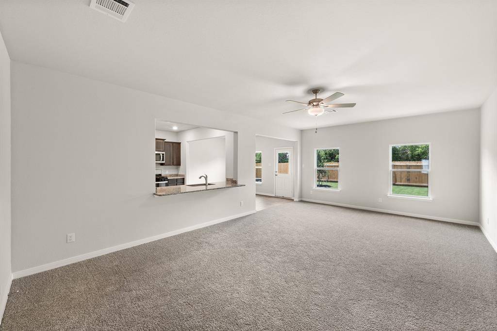 2037 Braveheart Drive, Crandall, TX 75114