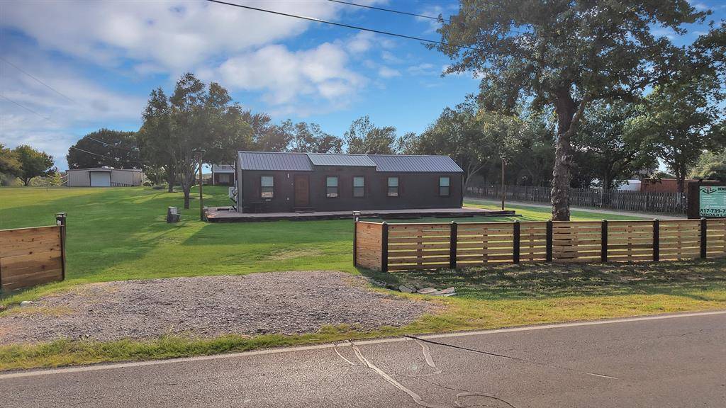 5600 Bennett Lawson Road, Mansfield, TX 76063