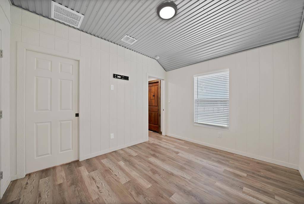 5600 Bennett Lawson Road, Mansfield, TX 76063