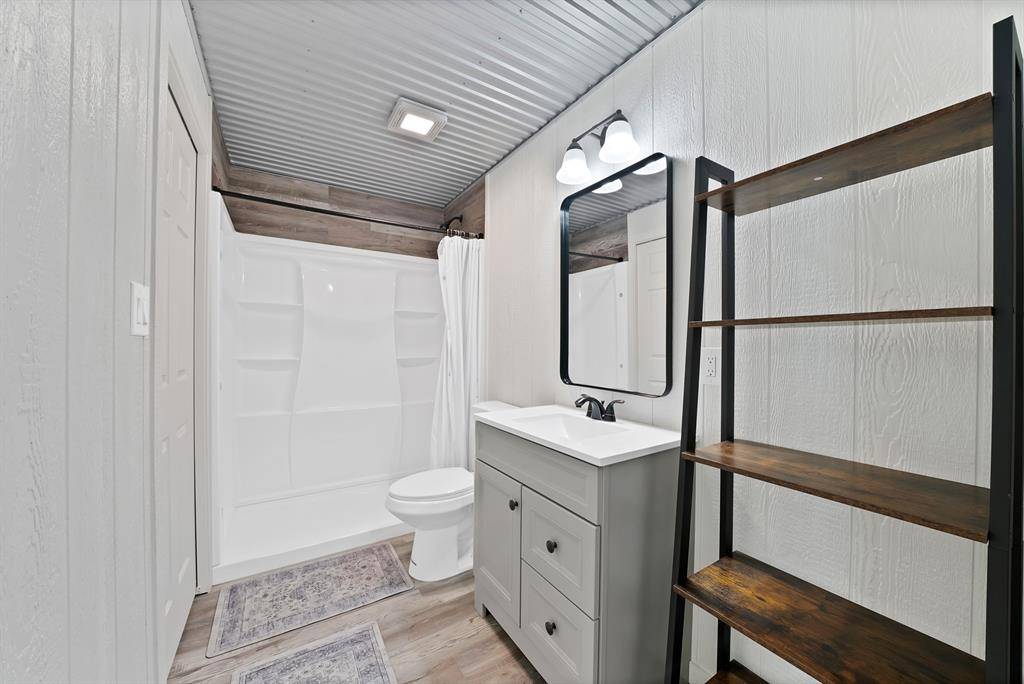 5600 Bennett Lawson Road, Mansfield, TX 76063