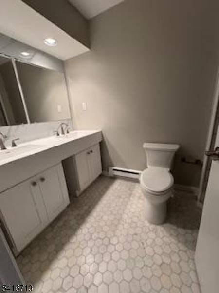 140 Amberly Dr, Manalapan Twp., NJ 07726