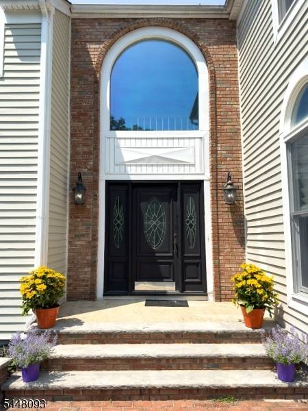 21 Round Top Rd, Warren Twp., NJ 07059