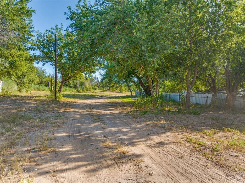 3737 E Highway 199, Springtown, TX 76082