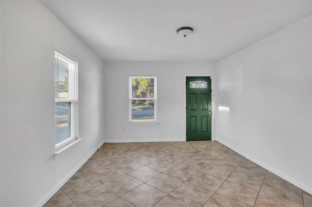 5417 Como Drive, Fort Worth, TX 76107