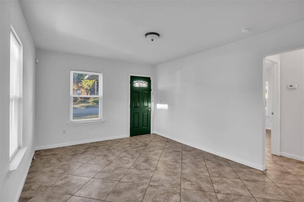 5417 Como Drive, Fort Worth, TX 76107
