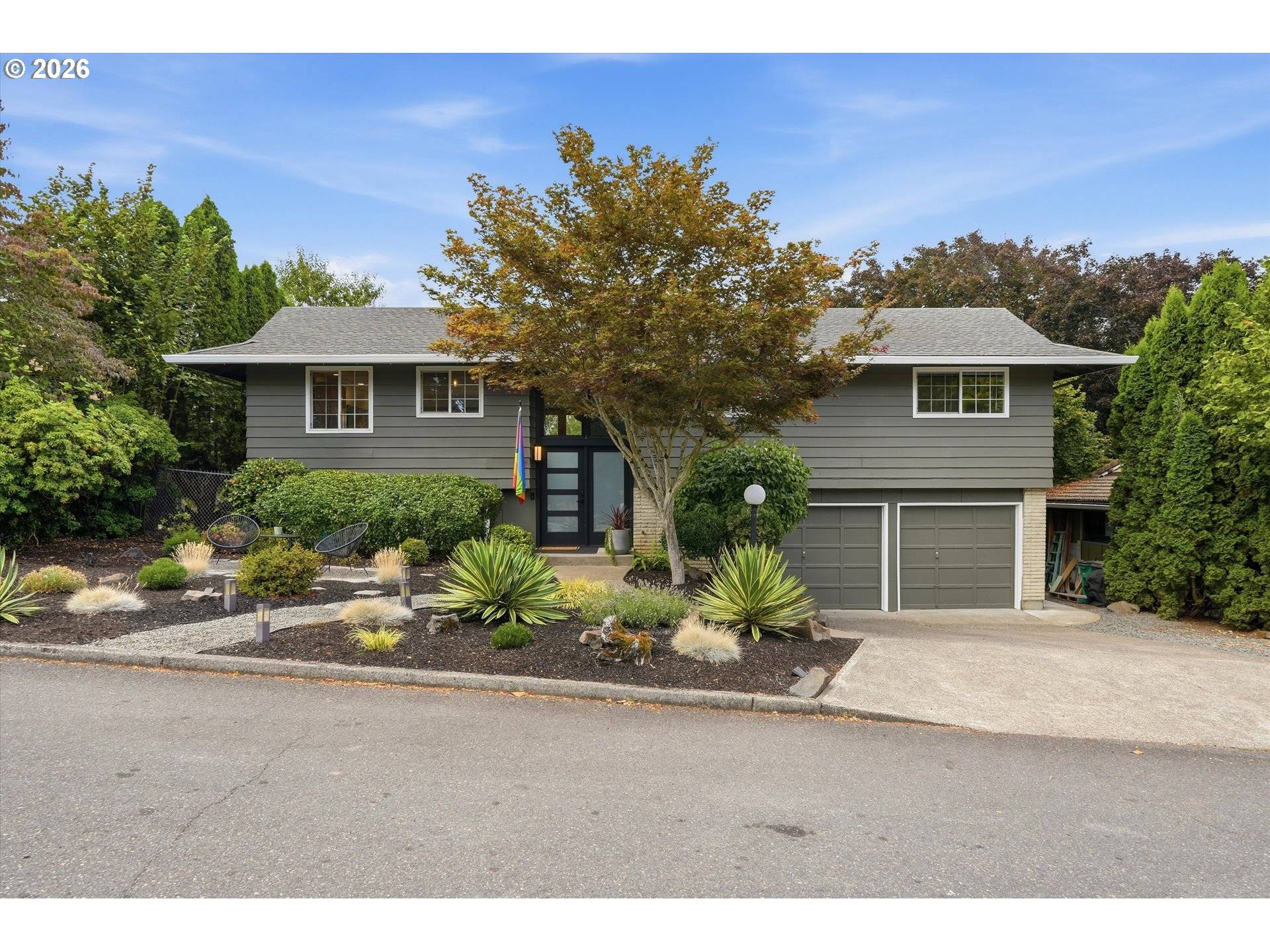 3211 SW RIDGE DR, Portland, OR 97219