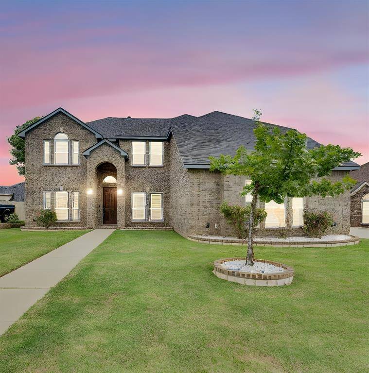 1611 Montelena Avenue, Kennedale, TX 76060