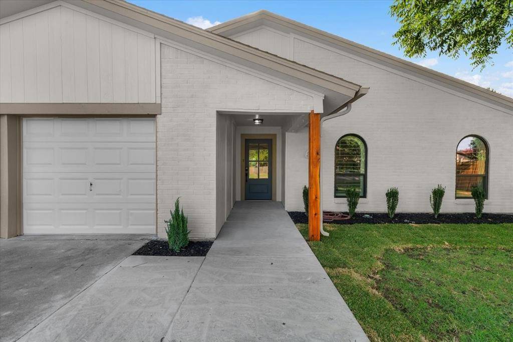 6504 Massey Court, North Richland Hills, TX 76182
