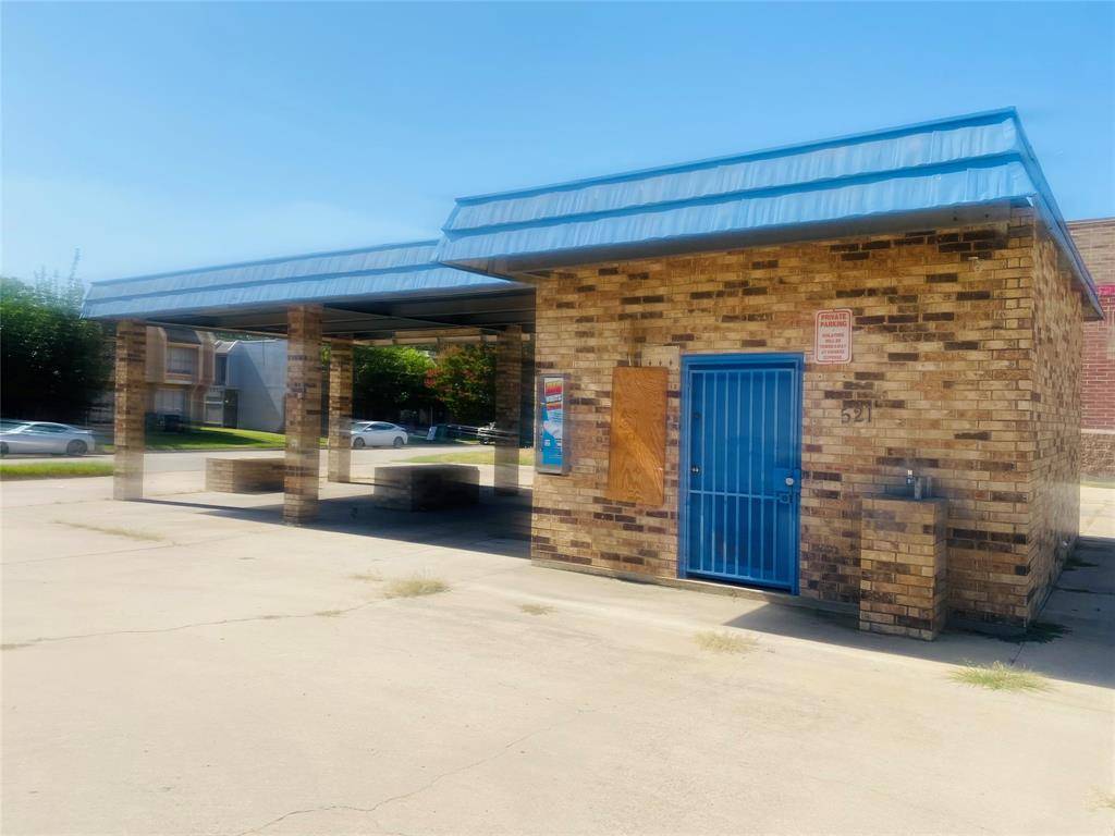 521 Alegre Vista Drive, Denton, TX 76205