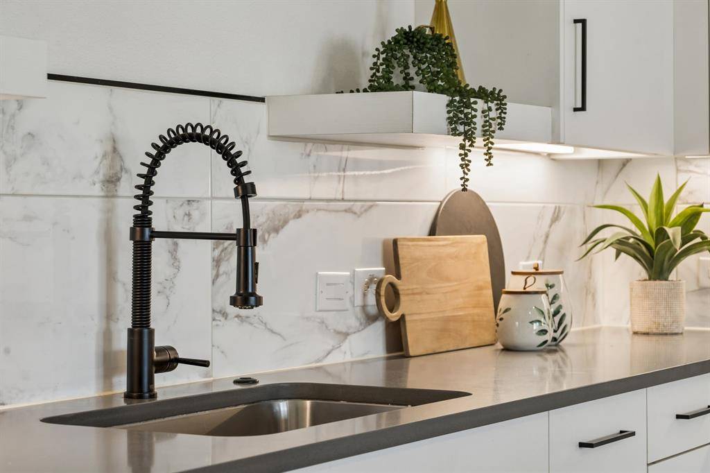 1901 N Carroll Avenue #104, Dallas, TX 75204