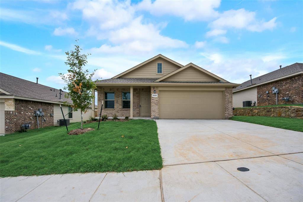 8445 Fawn Creek Drive, Fort Worth, TX 76123