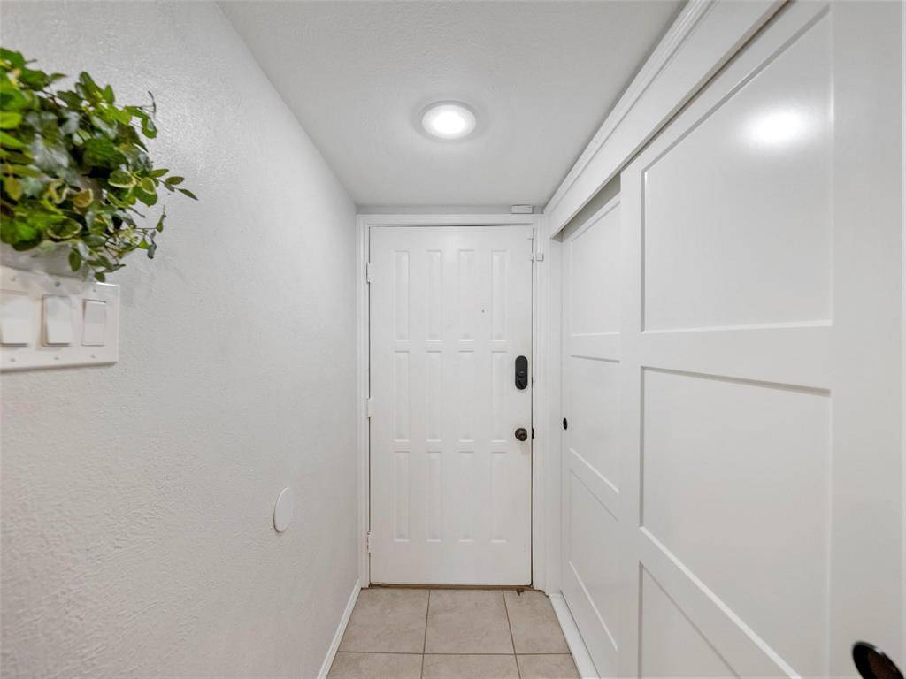 2505 Wedglea Drive #126, Dallas, TX 75211