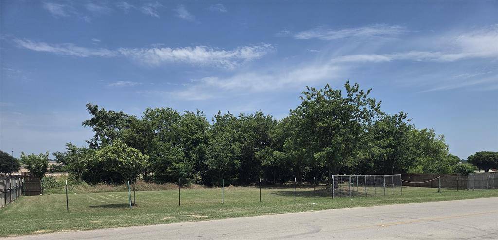 2709 Beverly Avenue, Fort Worth, TX 76104