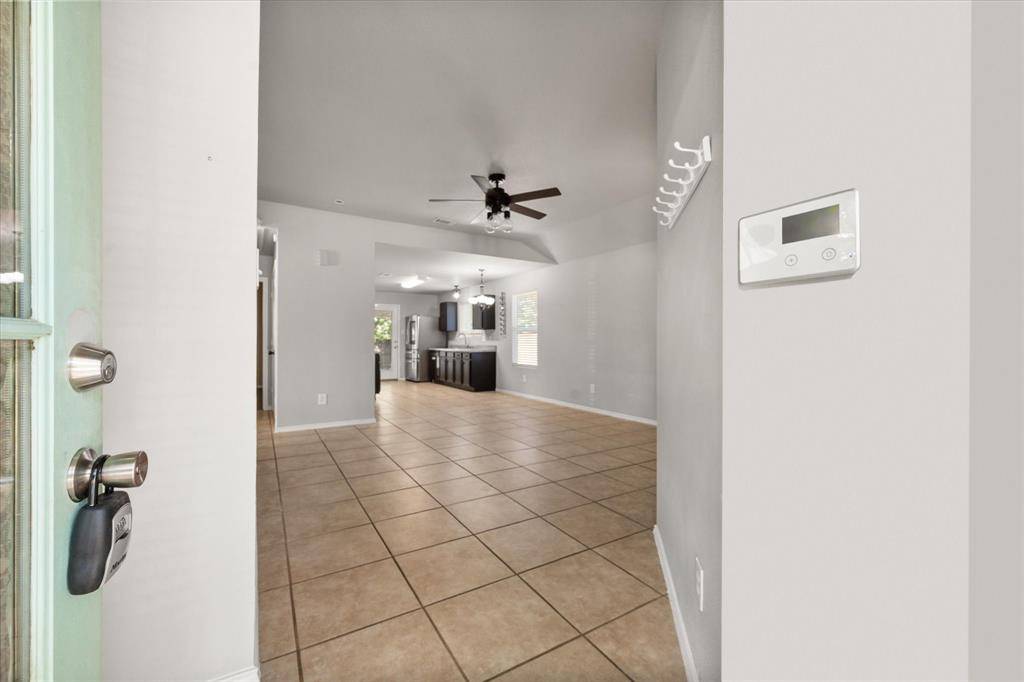 4548 Via James Jacob, Dallas, TX 75211