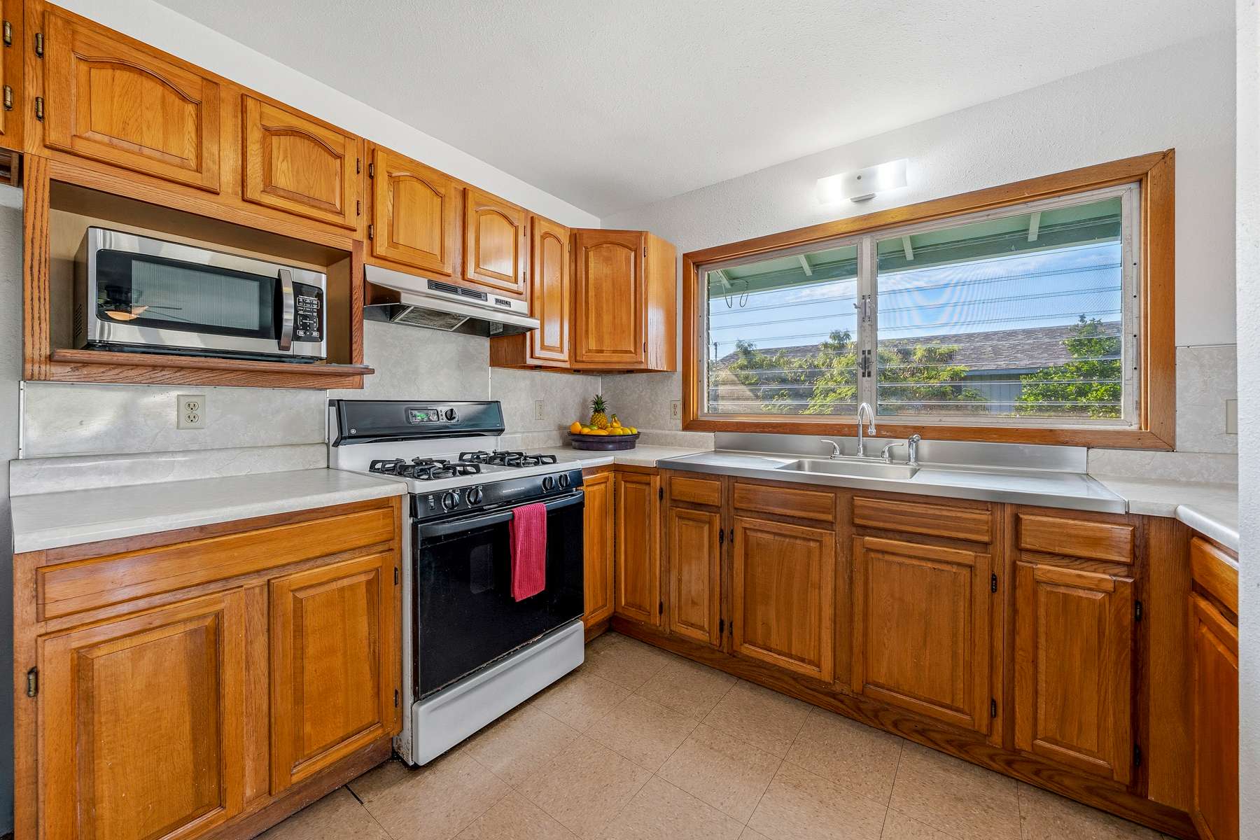8730 KEKAHA RD #1, Kekaha, HI 96752