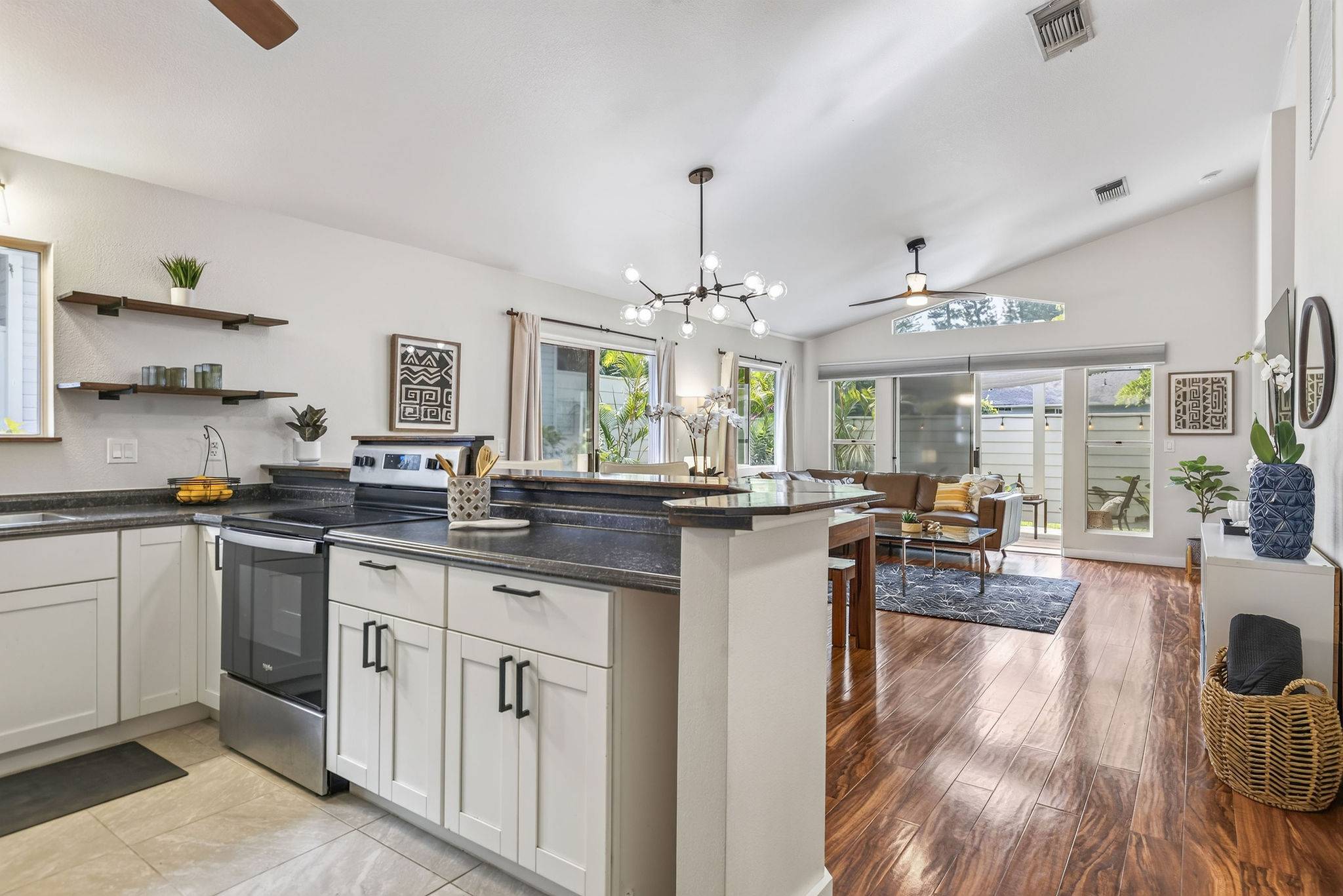 75-233 NANI KAILUA DR #102, Kailua Kona, HI 96740