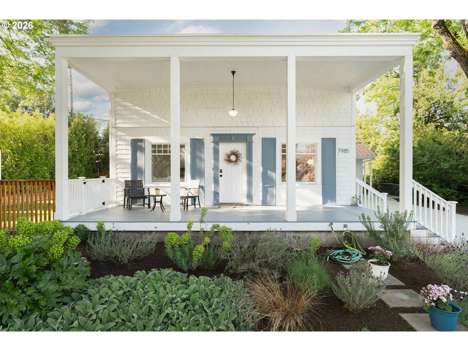 7985 SW MAPLE DR, Portland, OR 97225
