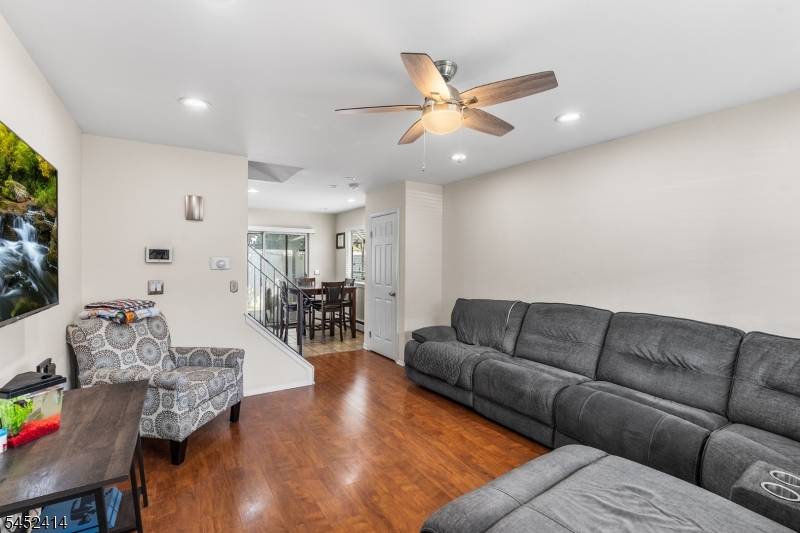 422E E Front St, Plainfield City, NJ 07060