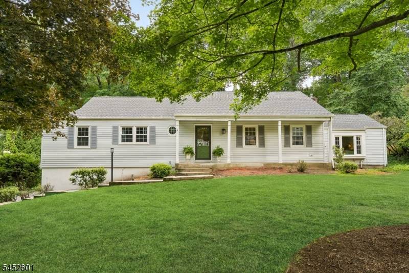 16 Fieldstone Dr, Morris Twp., NJ 07960