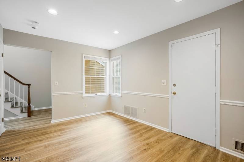 54 Eton Ct, Bedminster Twp., NJ 07921