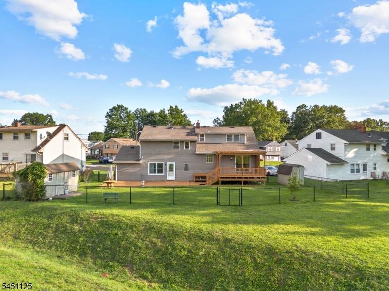21 Starlit Dr, Middlesex Boro, NJ 08846