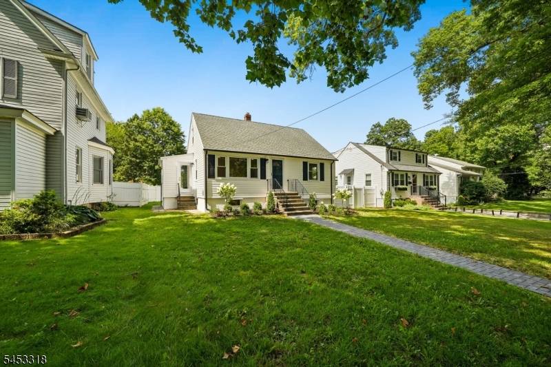 69 Broad St, Summit City, NJ 07901