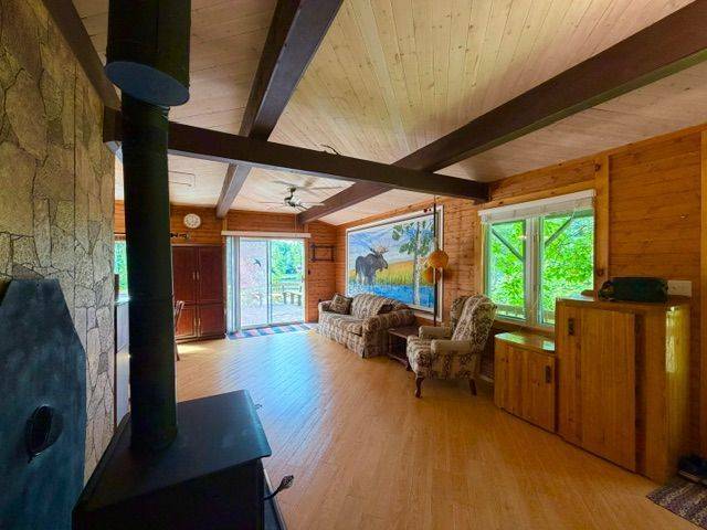 2 WEST BAY RD, Hearst, ON P0L 1N0