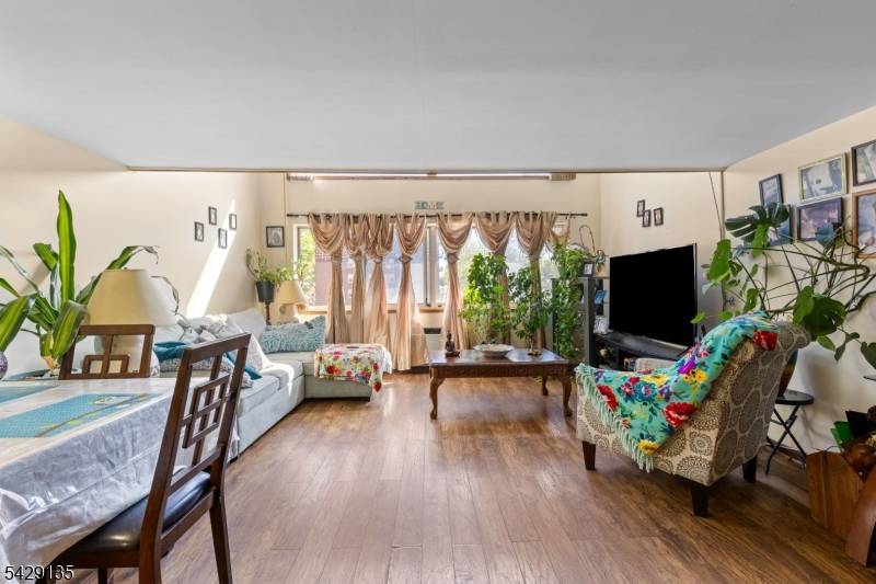 40 Fayette St #26, Perth Amboy City, NJ 08861