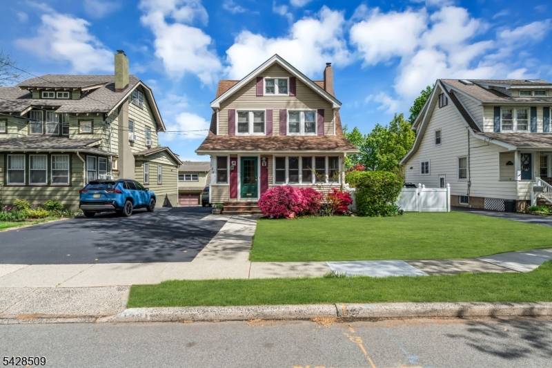 1281 Longfellow Ave, Teaneck Twp., NJ 07666