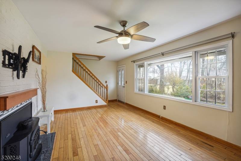 23 Crescent Dr, New Providence Boro, NJ 07974