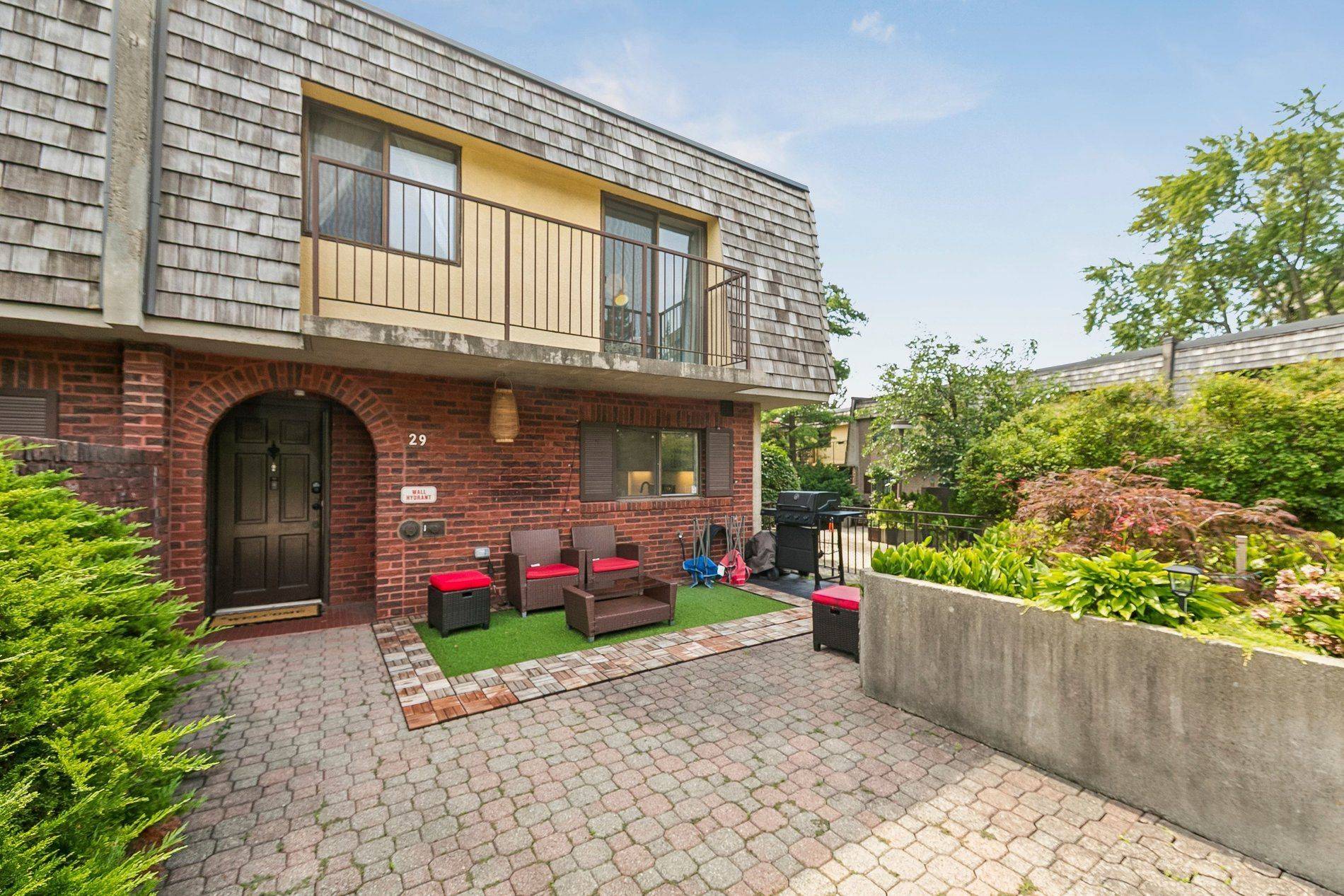 1250 Mississauga Valley BLVD #29, Mississauga, ON L5A 3R6