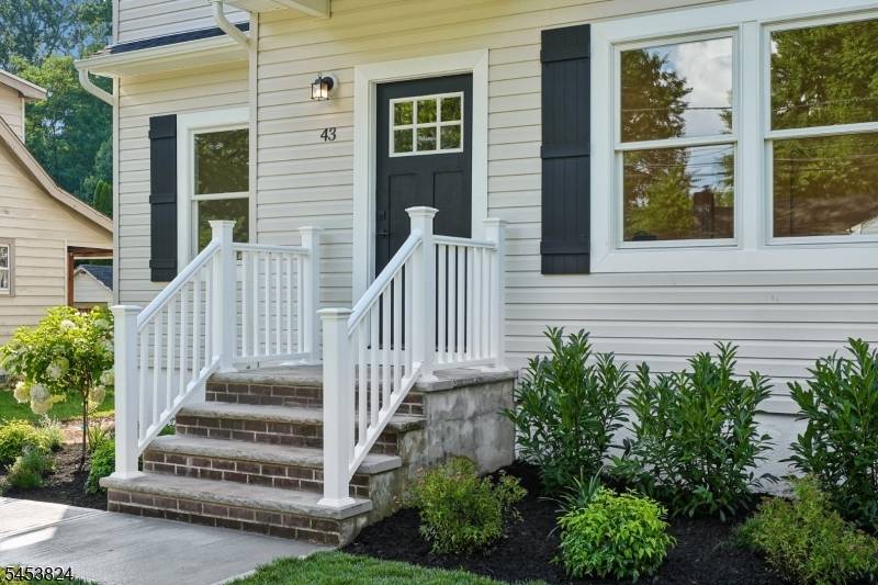 43 Cray Ter, Fanwood Boro, NJ 07023