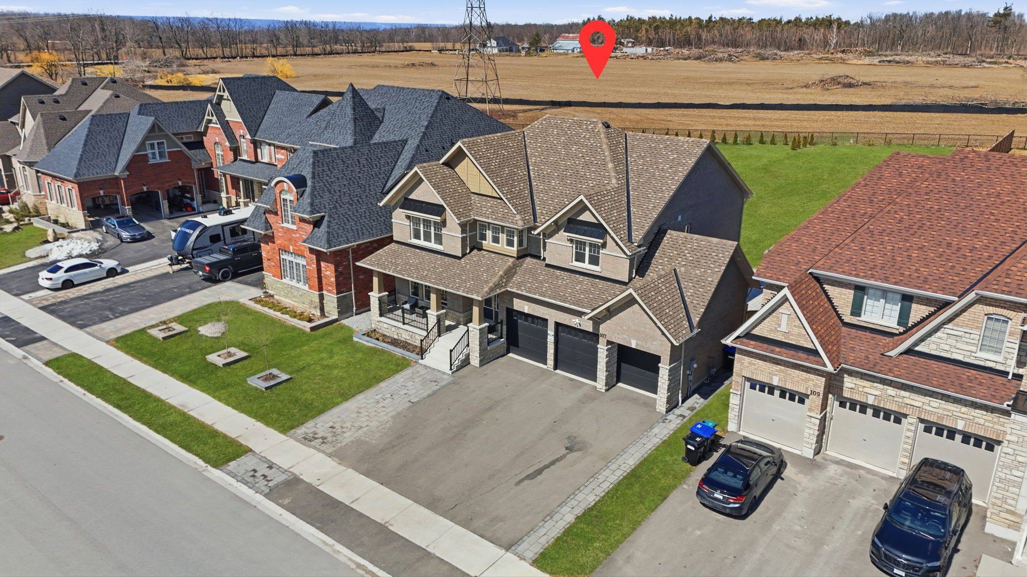 107 Rugman CRES, Springwater, ON L9X 2A5