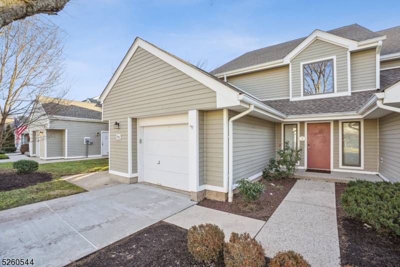 76 Stryker Ct, Bridgewater Twp., NJ 08807