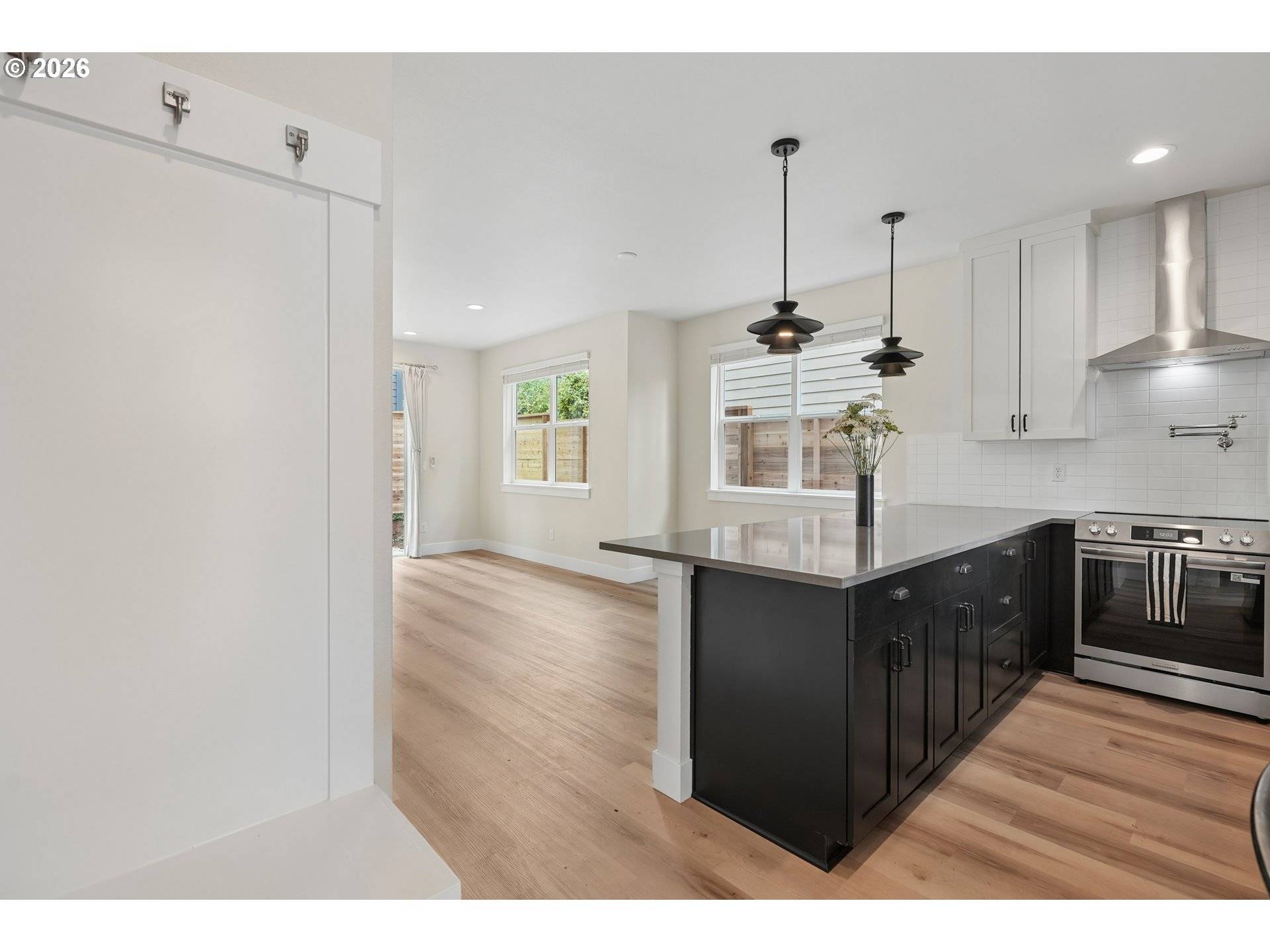 5450 NE PRESCOTT ST #2, Portland, OR 97218