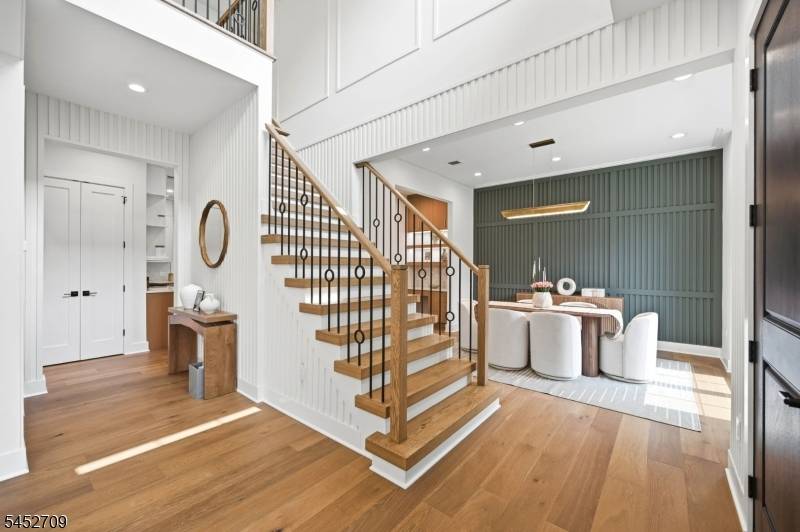 4 Dorrien Rd, Livingston Twp., NJ 07039