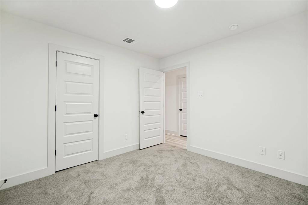 110 N Cliff Street, Dallas, TX 75203