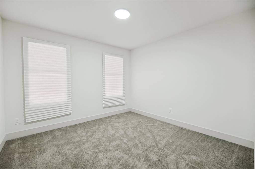 110 N Cliff Street, Dallas, TX 75203