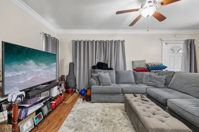 164 Freeman Ave, East Orange City, NJ 07018